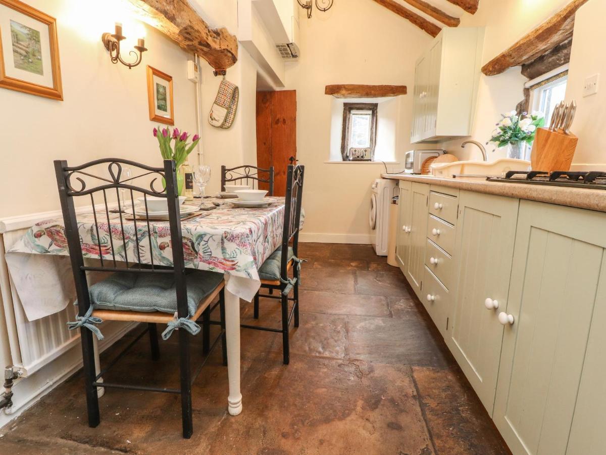 Beehive Cottage Bentham Dış mekan fotoğraf